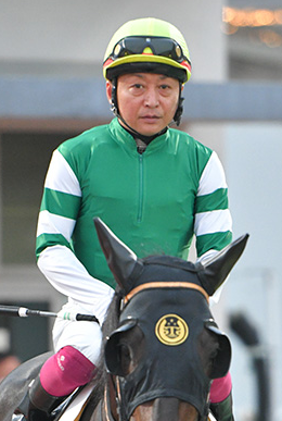 今野  忠成